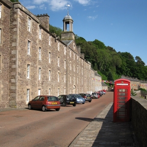 Millworkers_Houses,_New_Lanark_-_geograph.org.uk_-_3718013